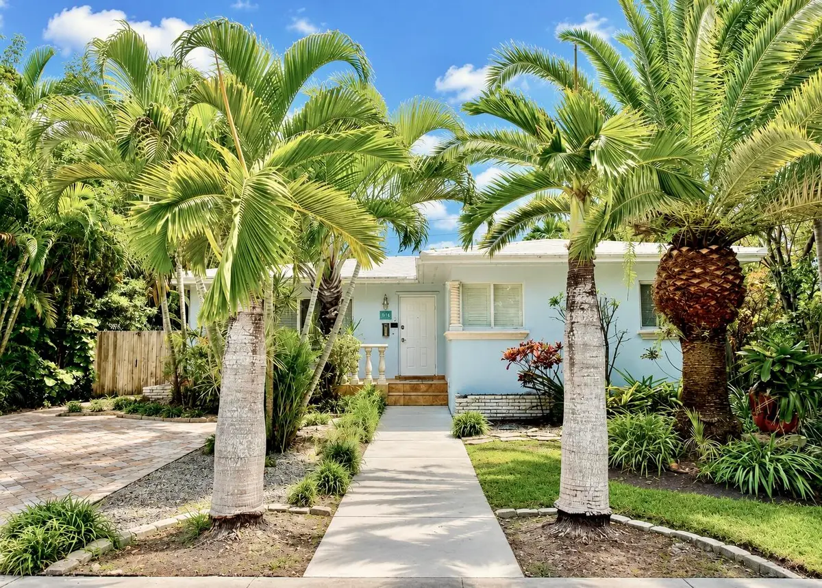 Front at 1016 Harrison Street, Hollywood