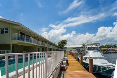 2311 NE 36th Street 2G, Lighthouse Point – Condominium for sale
