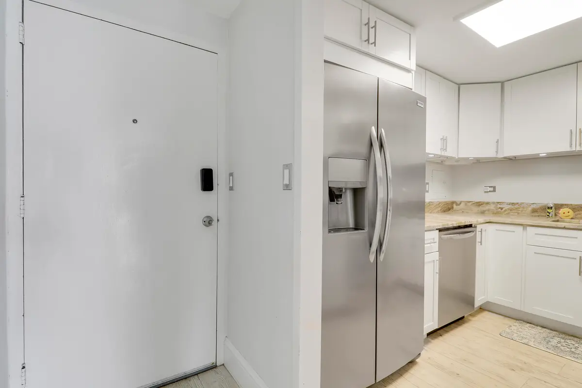 Kitchen Entry at 2800 N FLAGLER Drive 413, West Palm Beach