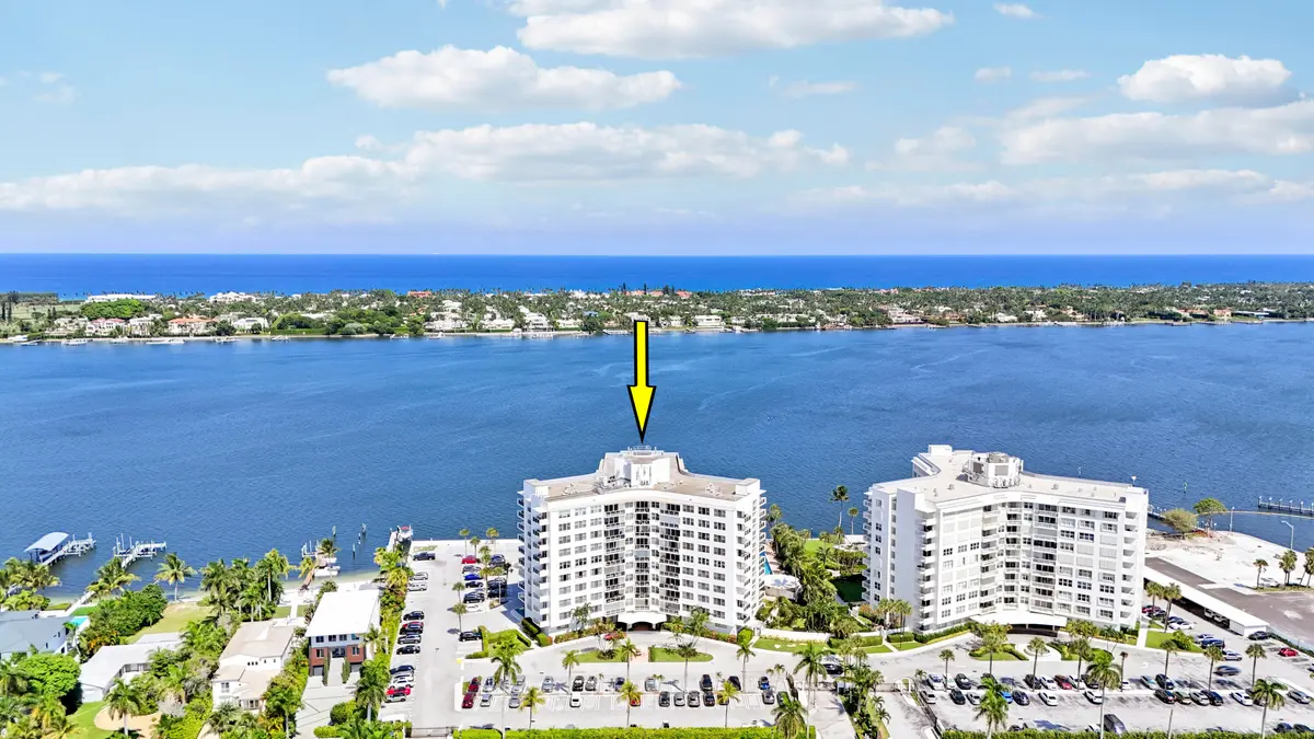 Short Drive to the Ocean! at 2800 N FLAGLER Drive 413, West Palm Beach
