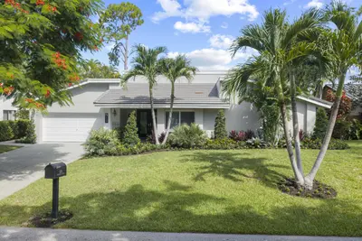 824 Foxpointe Circle, Delray Beach – sold
