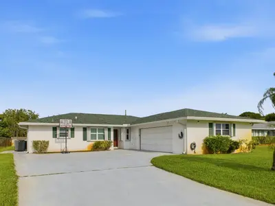 441 SW CURRY Street, Port St. Lucie – Single Family Residence for rent