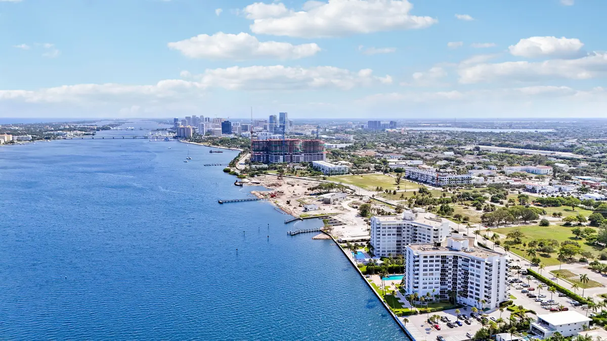 Aerial at 2800 N FLAGLER Drive 815, West Palm Beach
