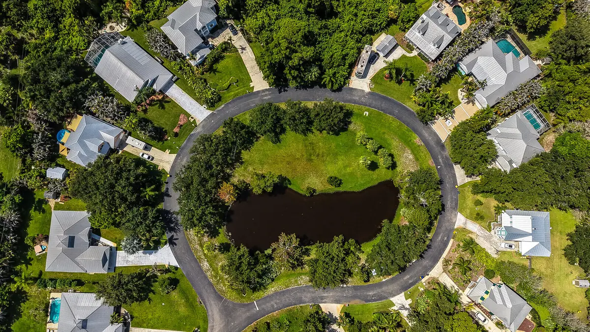 . at 1870 NE VICTORIAN Lane, Jensen Beach
