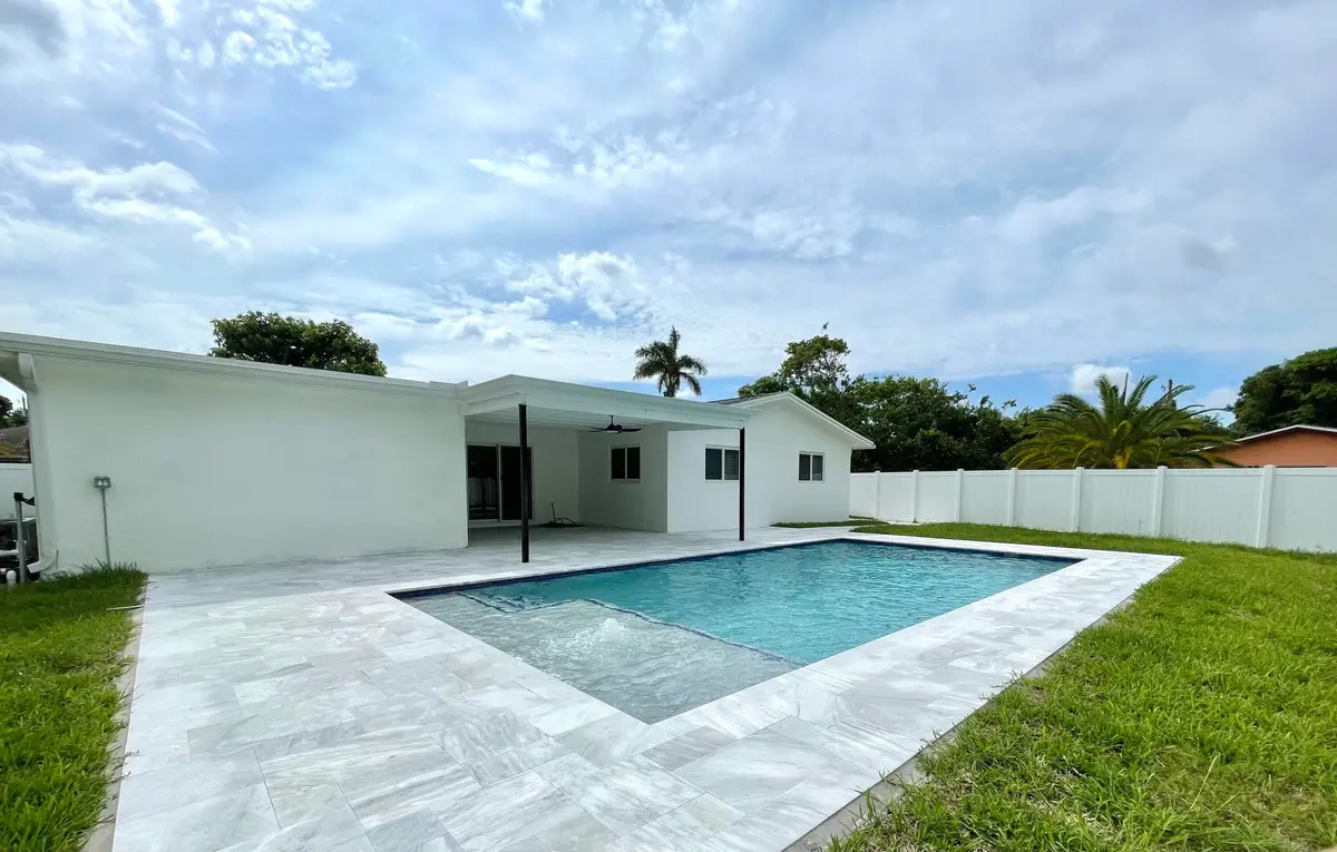 IMG_3053 at 1101 NW 5TH Avenue, Boca Raton