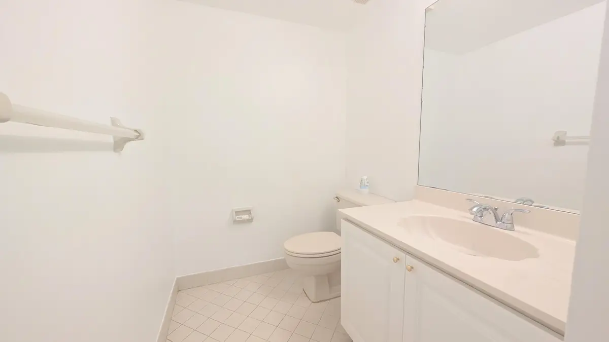 PXL_20260611_191111765.MP at 105 Lake Emerald Drive 810, Oakland Park