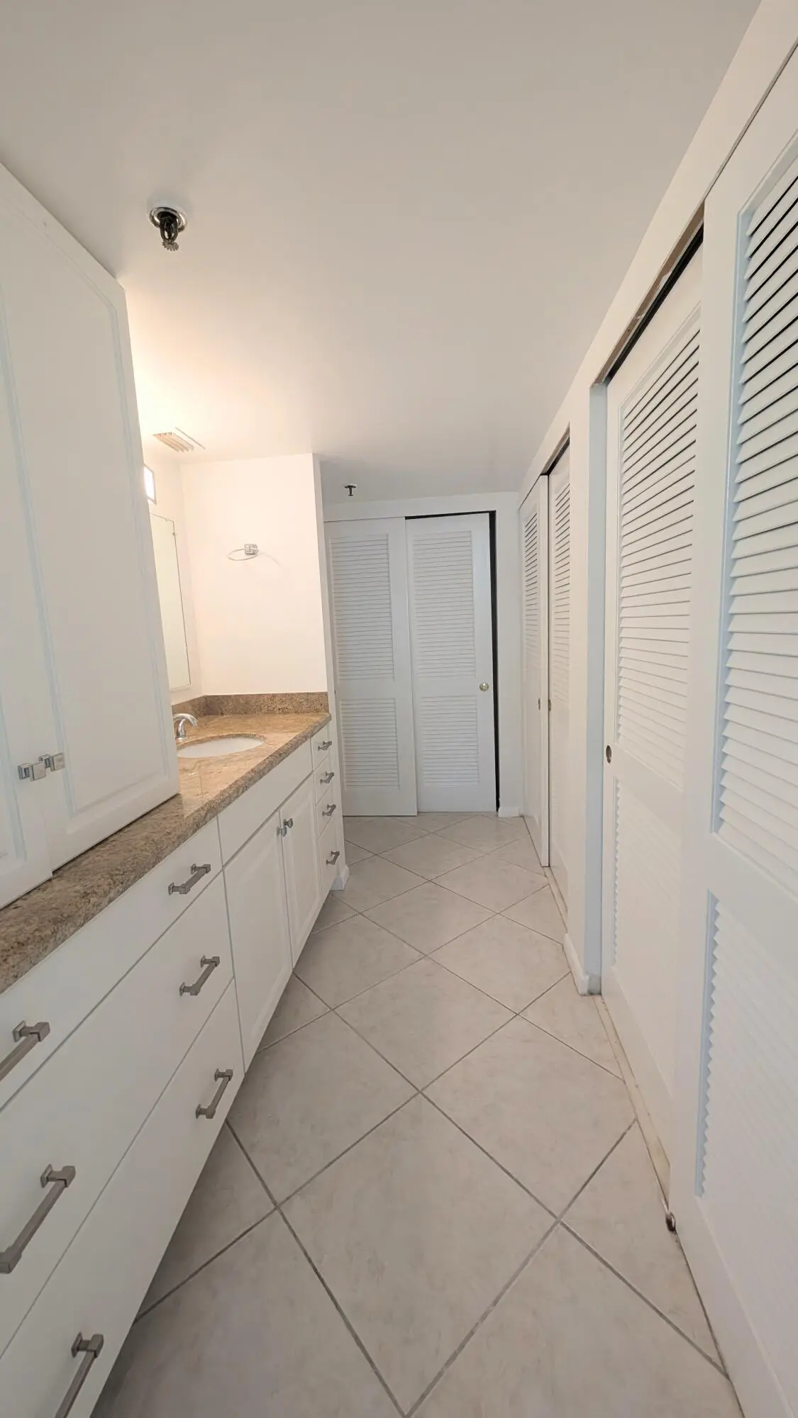 PXL_20260611_191202763.MP at 105 Lake Emerald Drive 810, Oakland Park