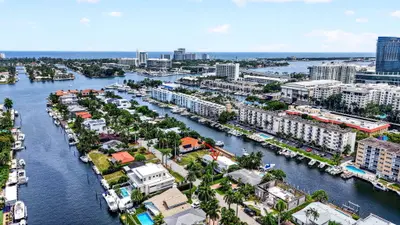 1636 SE 14TH Street, Fort Lauderdale – Single Family Residence for sale