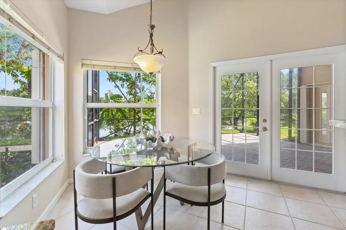 08-breakfast-area-11259-nw-65th-manor at 11259 NW 65th Manor, Parkland