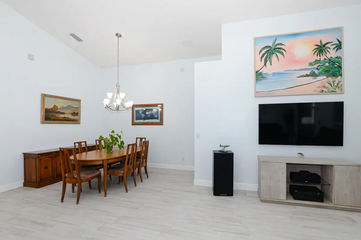 Dining & Great room at 1039 SE Westminster Place, Stuart
