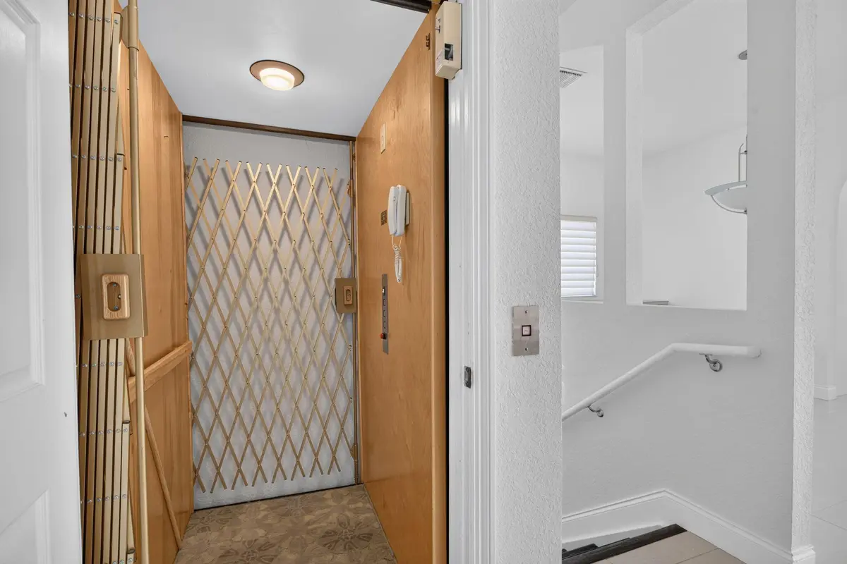 Private Elevator at 7940 Exeter Circle 201, Tamarac