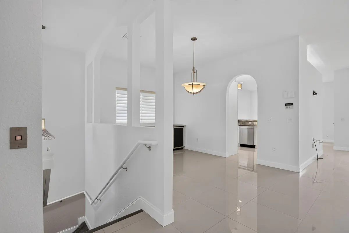 multi-rooms at 7940 Exeter Circle 201, Tamarac
