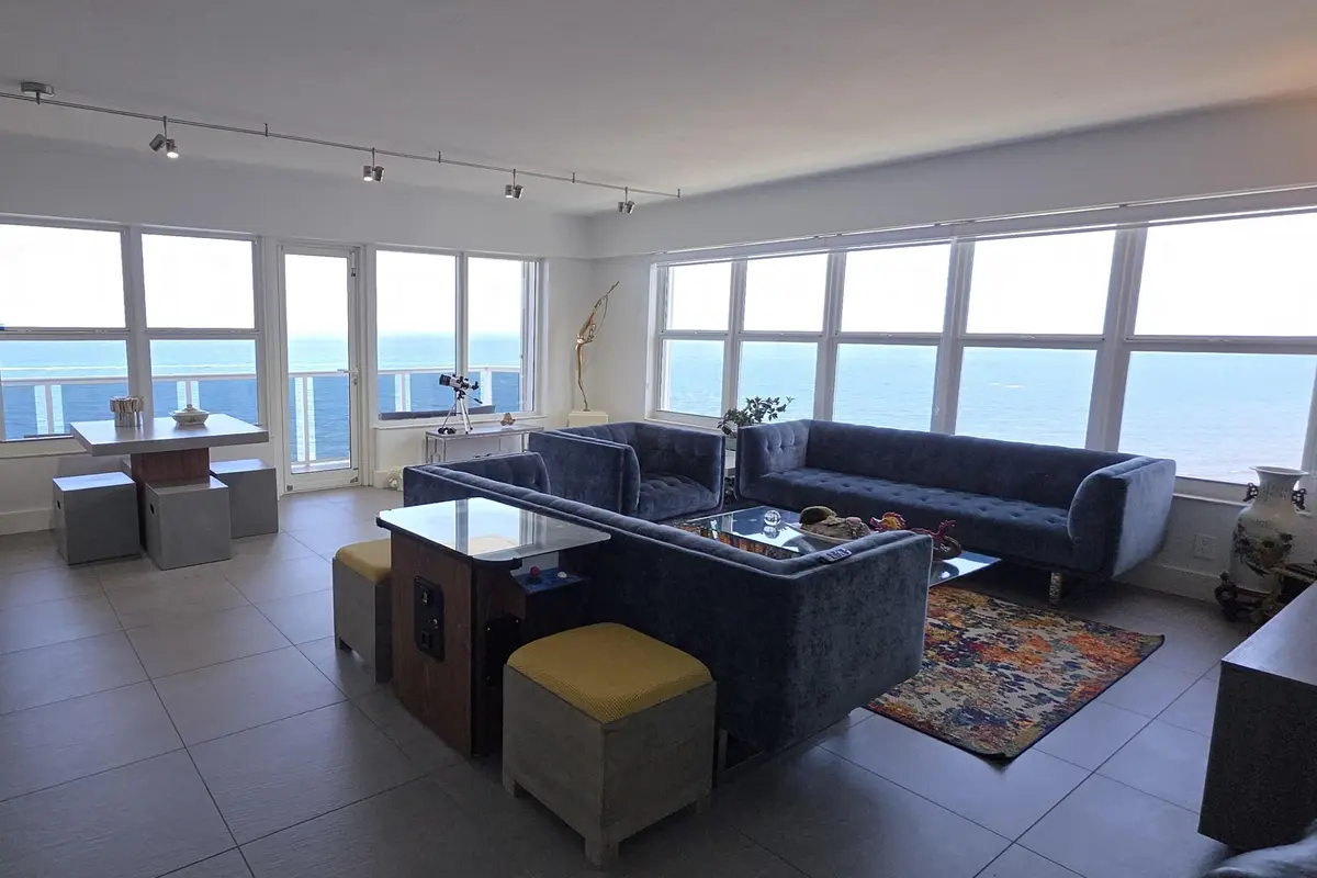 3x2 at 3700 GALT OCEAN Drive 1206, Fort Lauderdale