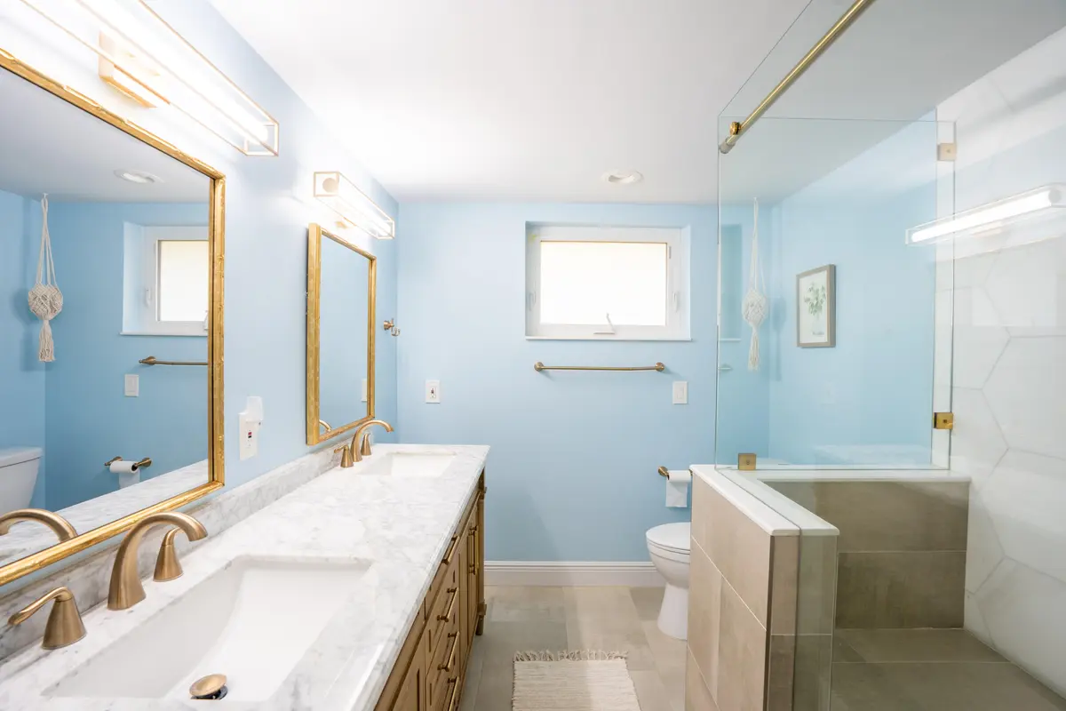 Bathroom at 17 SE 8TH Terrace, Deerfield Beach
