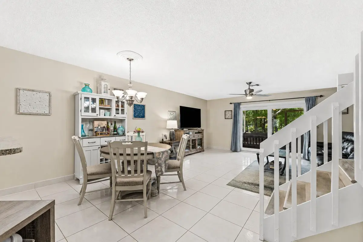4f21ab31-5e7e-4e24-a57b-de5d416e75f9 at 6351 Walk Circle, Boca Raton