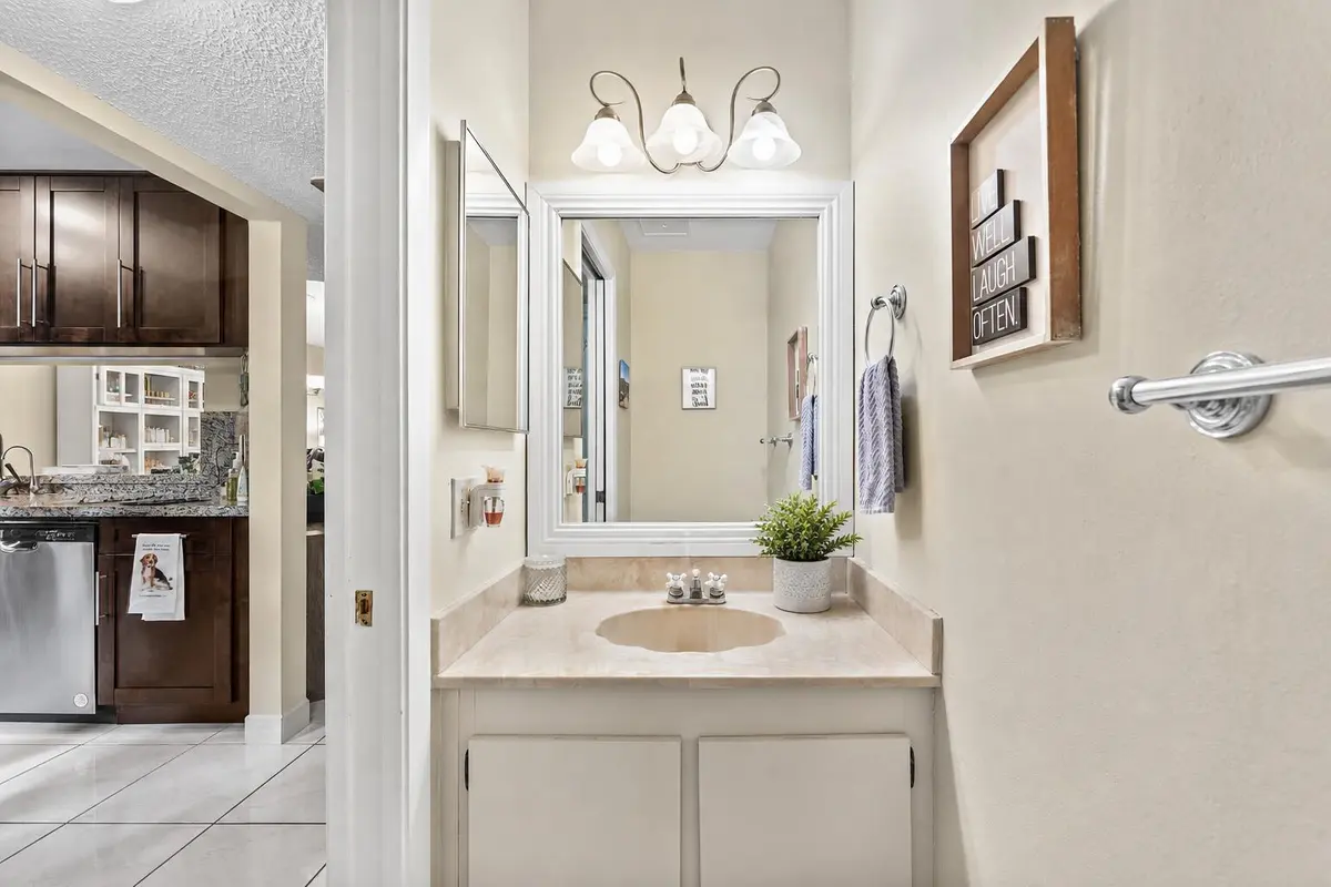 726d25cd-081d-4192-8613-6468baca2da1 at 6351 Walk Circle, Boca Raton
