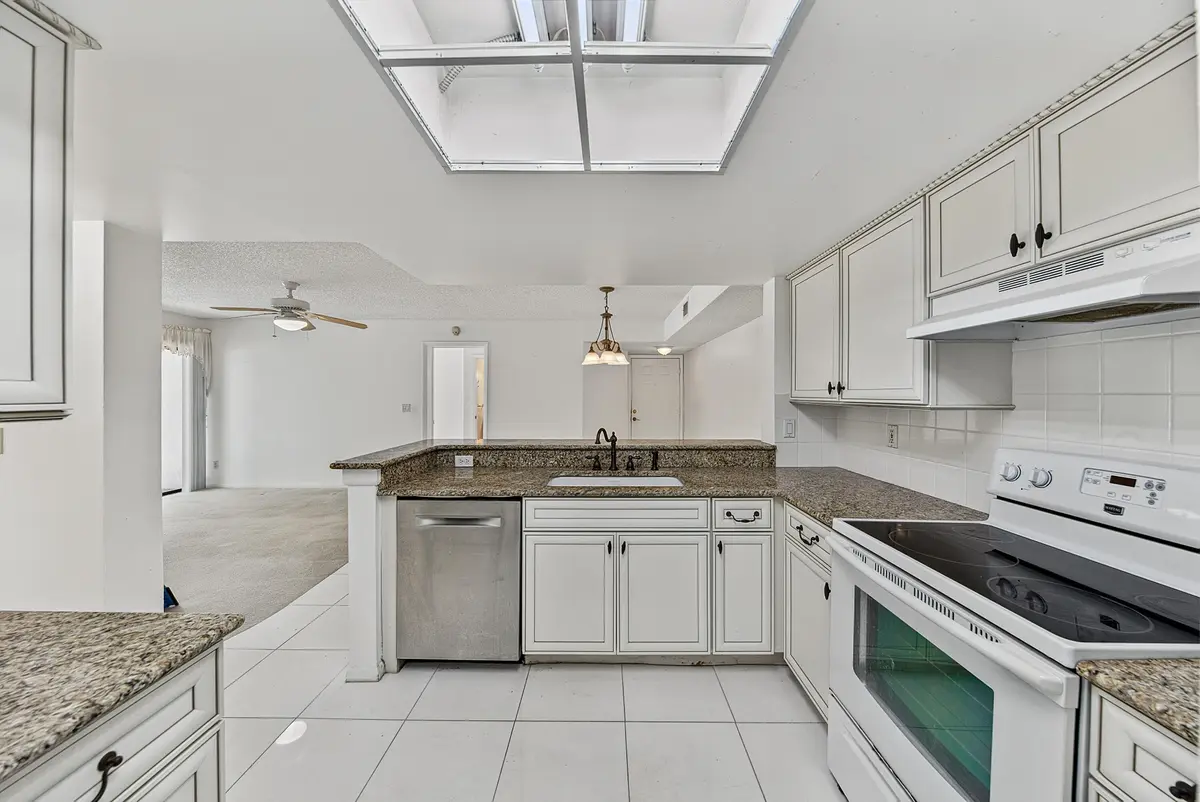 fairbanks-28 at 9088 W ATLANTIC Boulevard 525, Coral Springs