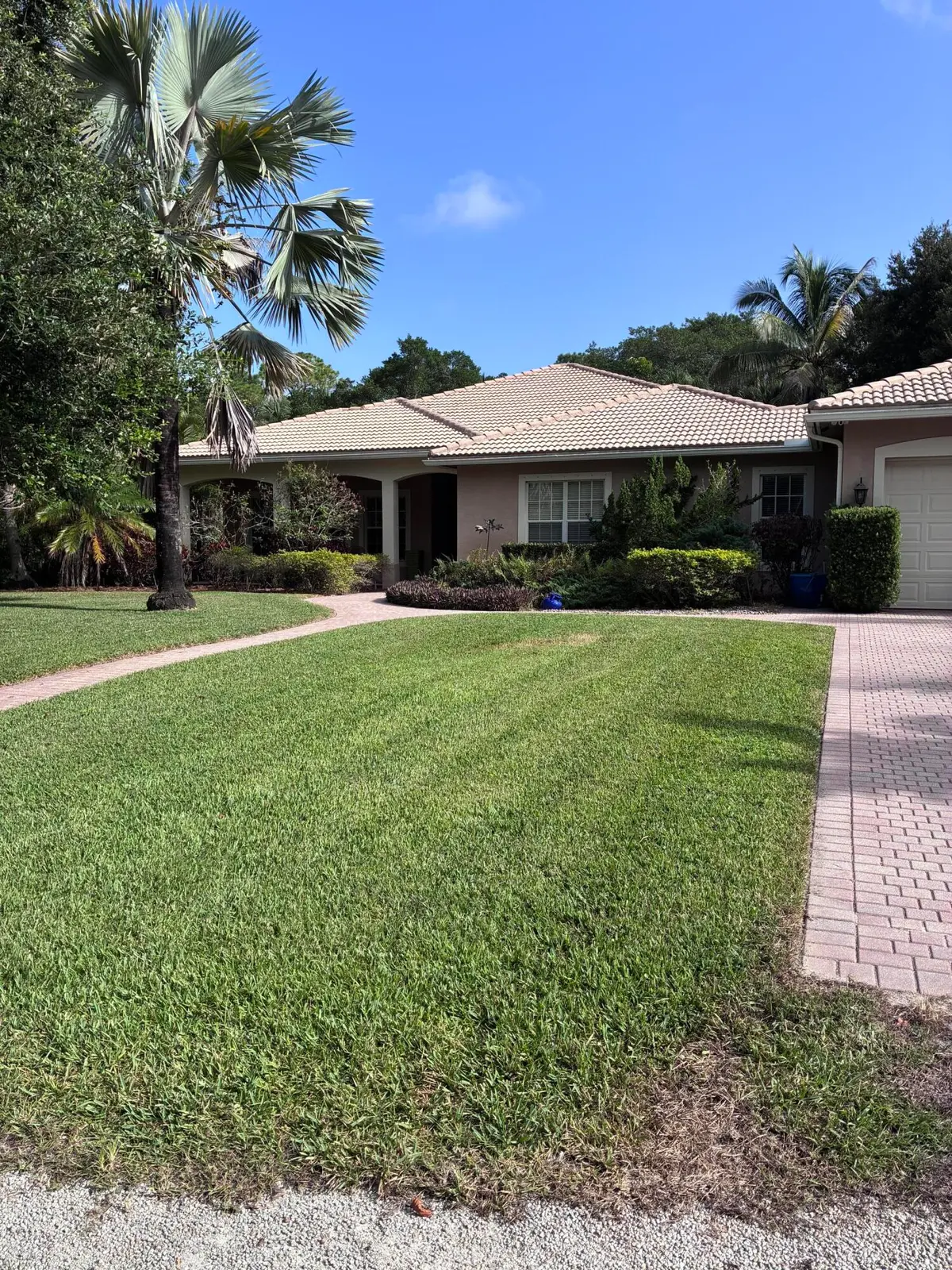 IMG_4028 at 6937 MONMOUTH Road, West Palm Beach