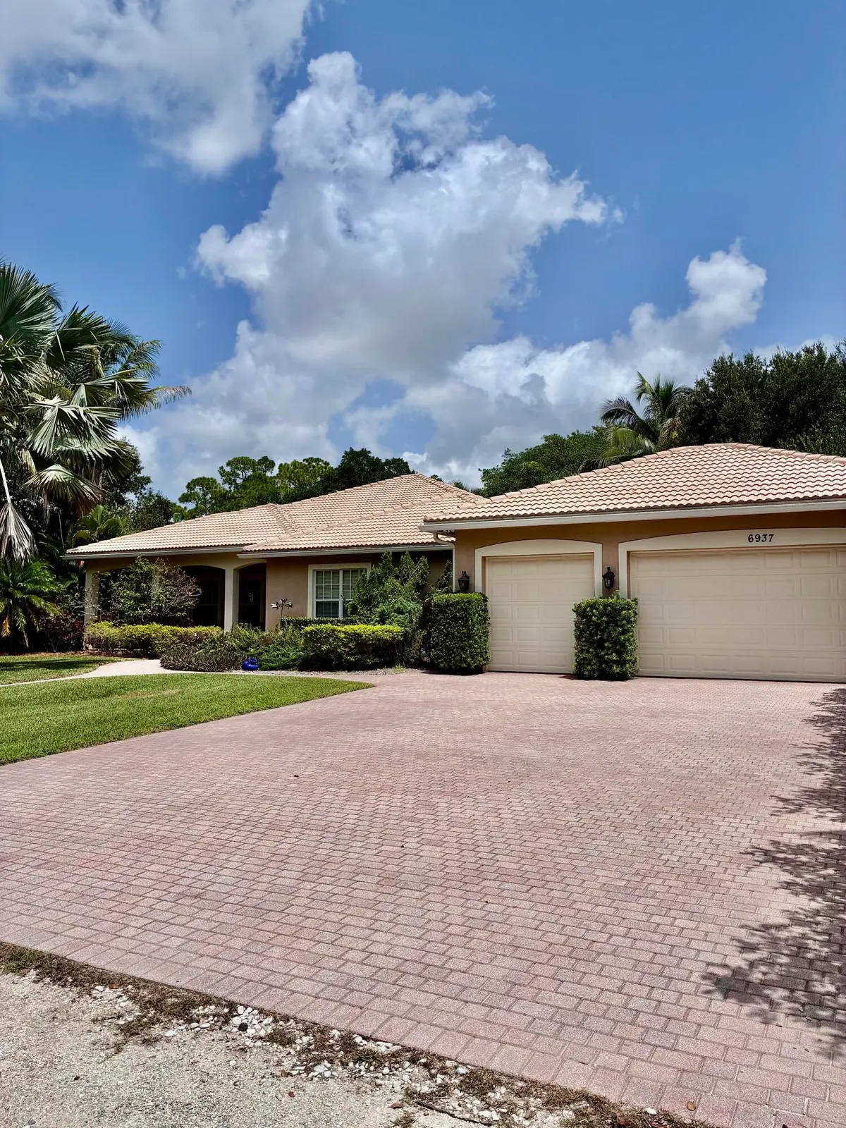 IMG_E4071 at 6937 MONMOUTH Road, West Palm Beach