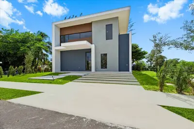201 NW 14TH Way, Dania Beach – Single Family Residence for sale