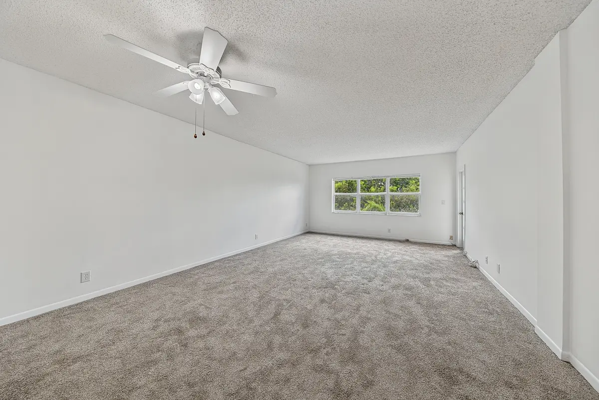 caccioppo at 6731 Cypress Road Unit 402, Plantation