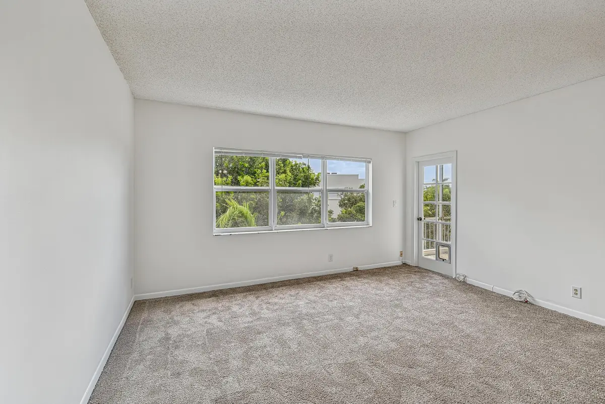 caccioppo-6 at 6731 Cypress Road Unit 402, Plantation