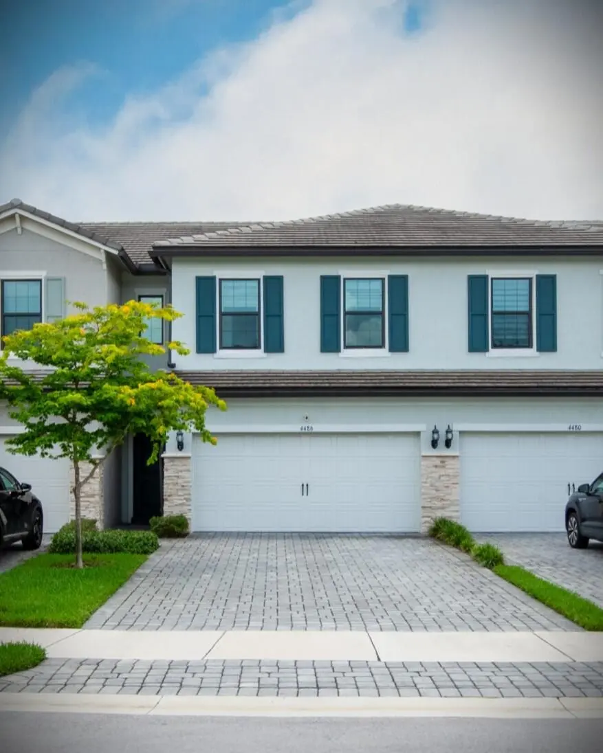 DSC_5854-HDR-crop at 4486 Appleton Circle, Oakland Park