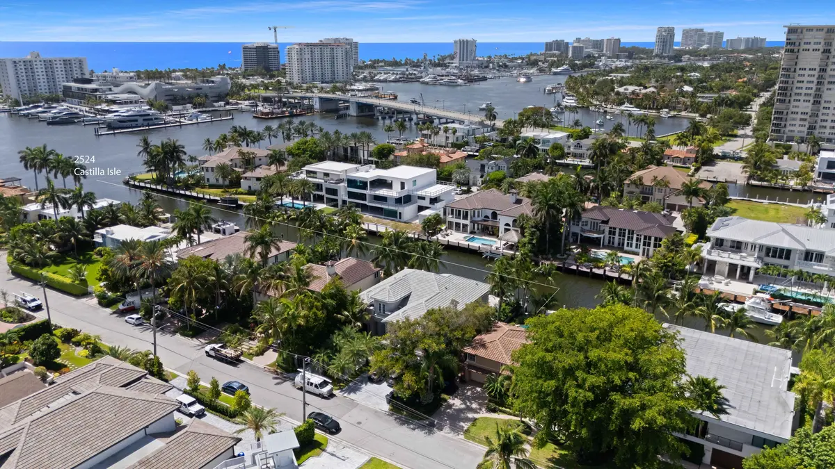 Location at 2524 Castilla Isle, Fort Lauderdale