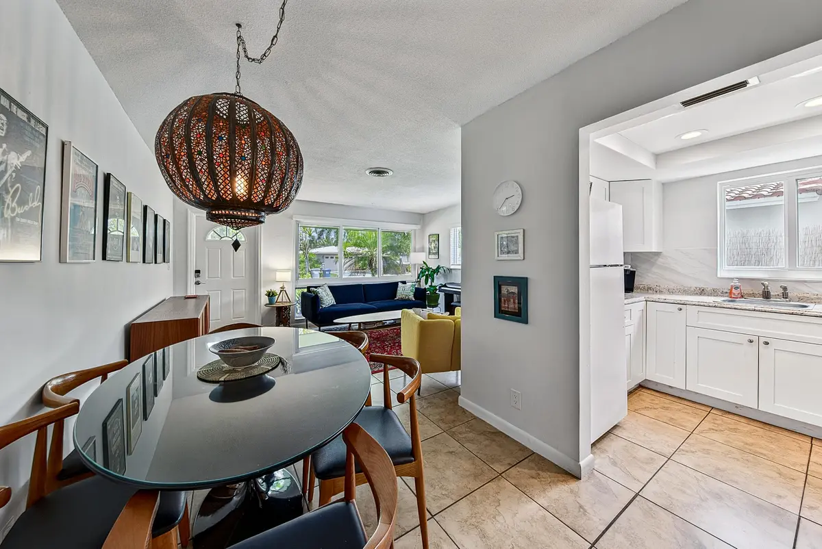 dining/kitchen at 441 SE 1st Avenue 1, Pompano Beach
