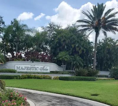 10724 ROYAL CARIBBEAN Circle, Boynton Beach – Villa for sale