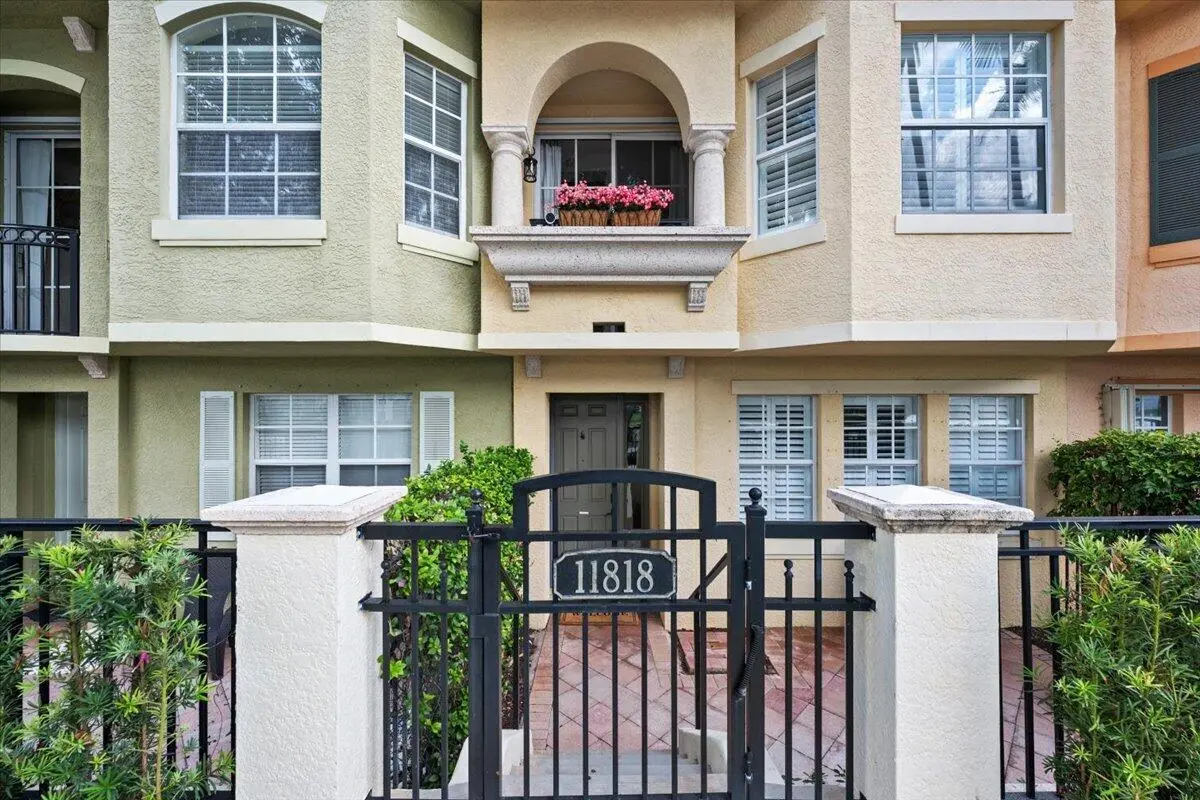 Front Entry at 11818 Valencia Gardens Avenue, Palm Beach Gardens