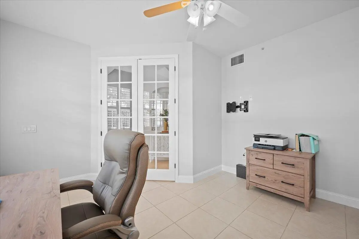 Office at 11818 Valencia Gardens Avenue, Palm Beach Gardens