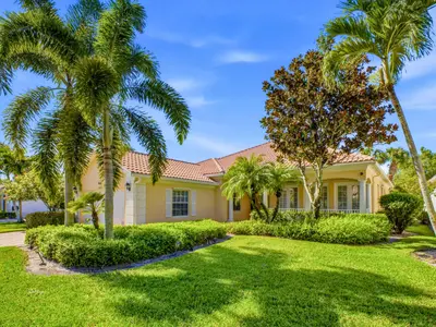 8033 KALIKO Lane, Wellington – Single Family Residence for sale