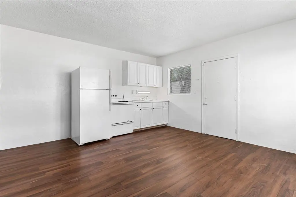 279 SW 1ST Street #3, Deerfield Beach, FL – photo 2