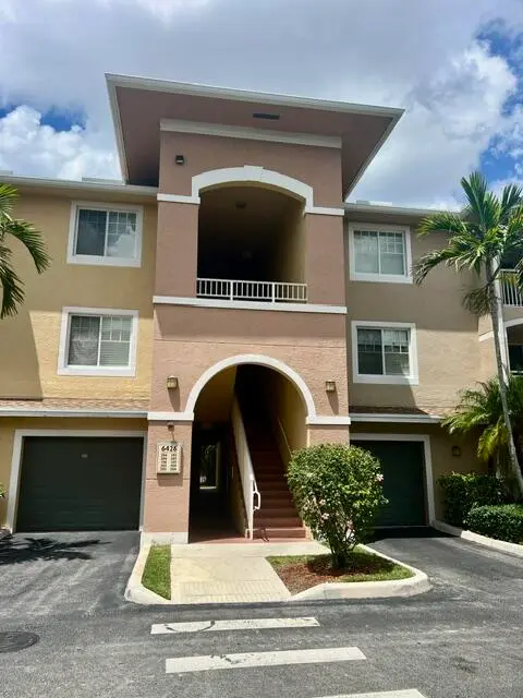 Exterior Front at 6426 EMERALD DUNES Drive 206, West Palm Beach