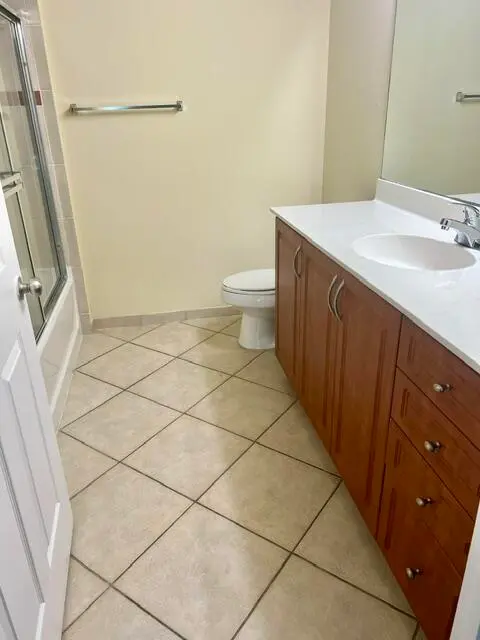 Master Bath at 6426 EMERALD DUNES Drive 206, West Palm Beach