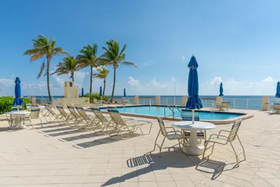 3475 S Ocean Boulevard 508, Palm Beach – Condominium for rent