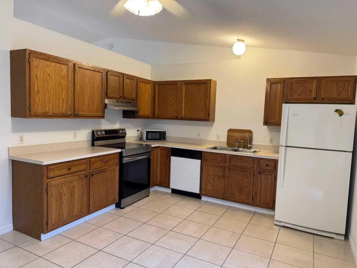 kitchen at 865 17TH Lane, Vero Beach
