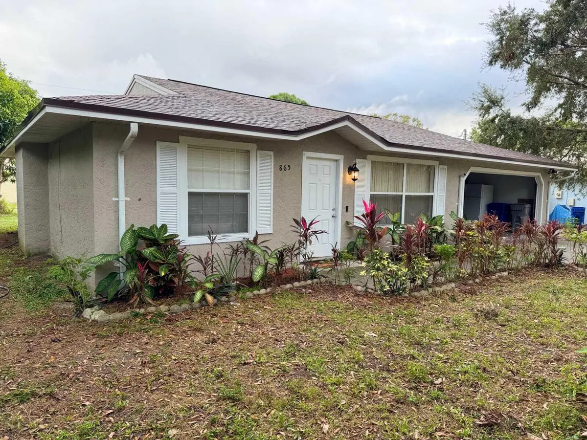 exterior at 865 17TH Lane, Vero Beach