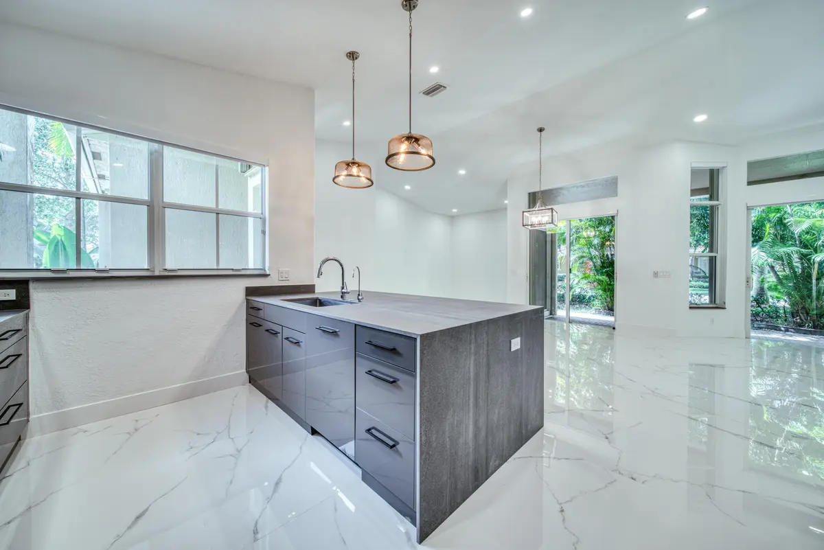 Kitchen at 5818 NW 119th Drive, Coral Springs