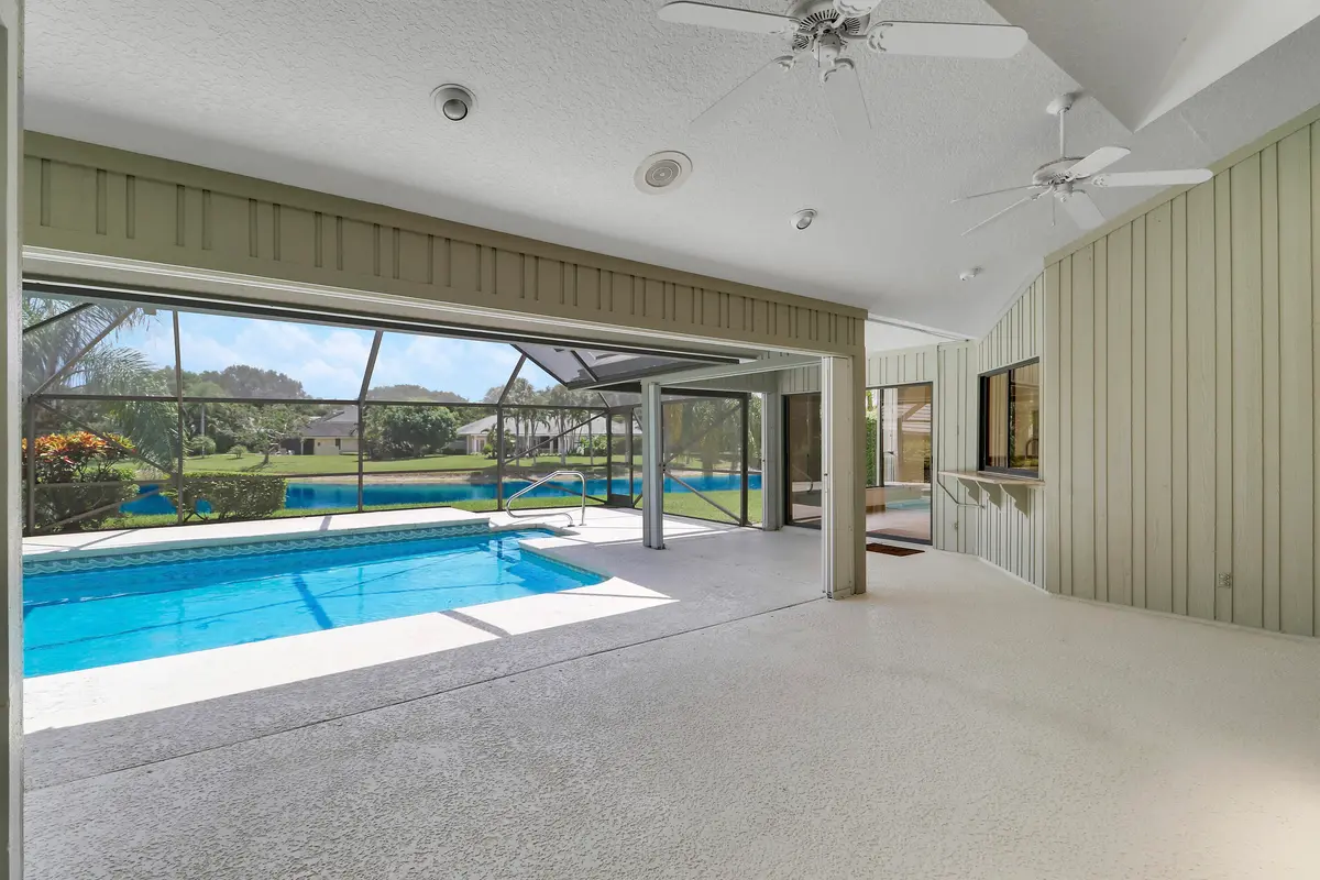 Lanai at 18691 SE LAKESIDE Way, Jupiter