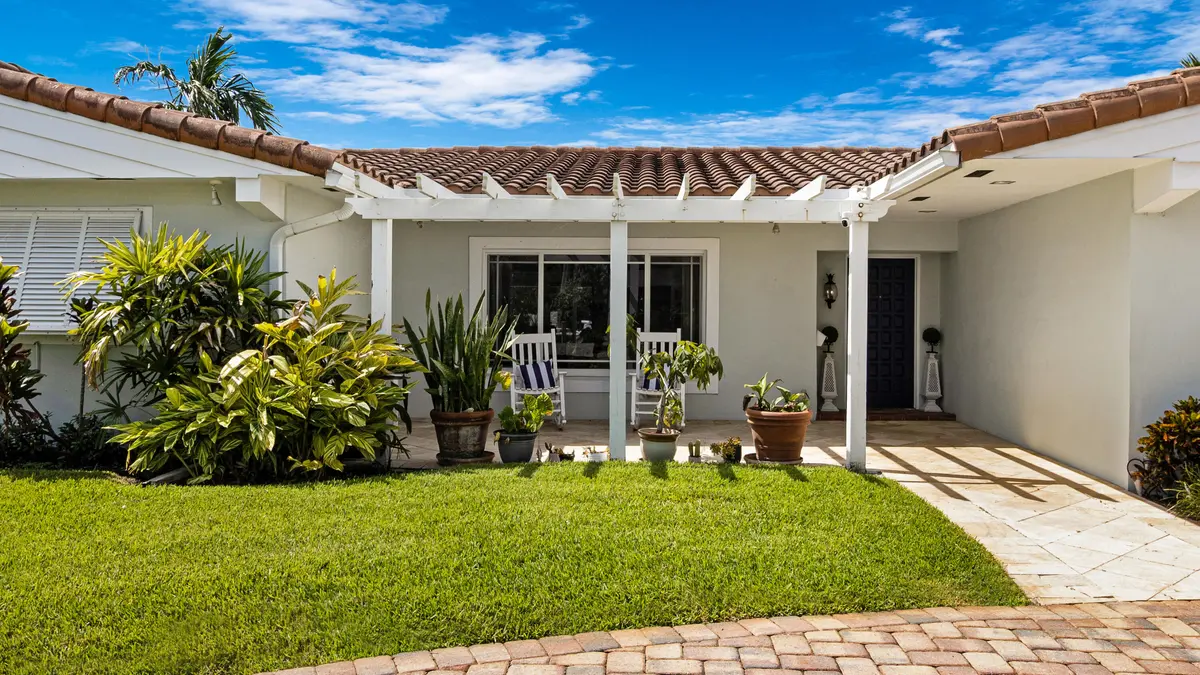 4_accutour_01 2750-ne-8th-ct -004 at 2750 NE 8TH Court, Pompano Beach