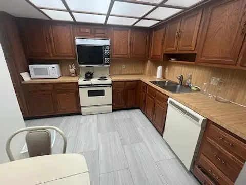 Photo 2 at 5000 N Ocean Boulevard 1008, Lauderdale-By-The-Sea
