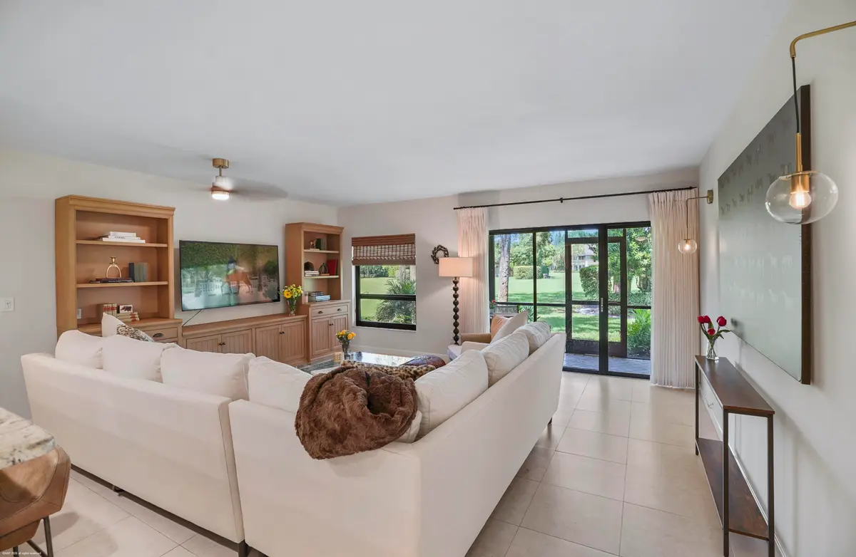 13334 Polo Club Rd Apt 229 011 at 13334 Polo Club  Road 228, Wellington