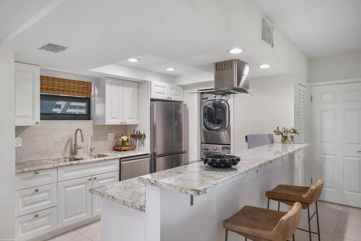 13334 Polo Club Rd Apt 229 014 at 13334 Polo Club  Road 228, Wellington