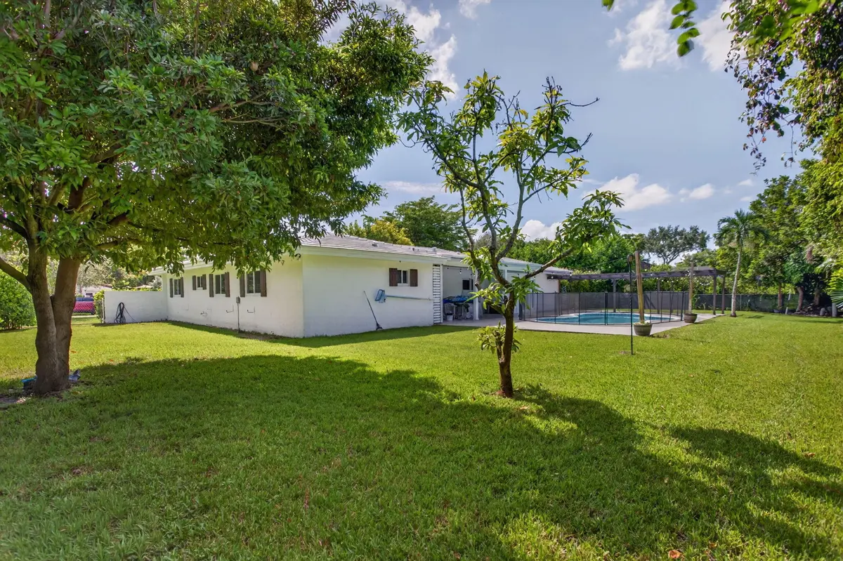 6-web-or-mls-2400 -3046 at 2400 NW 105TH Terrace, Coral Springs