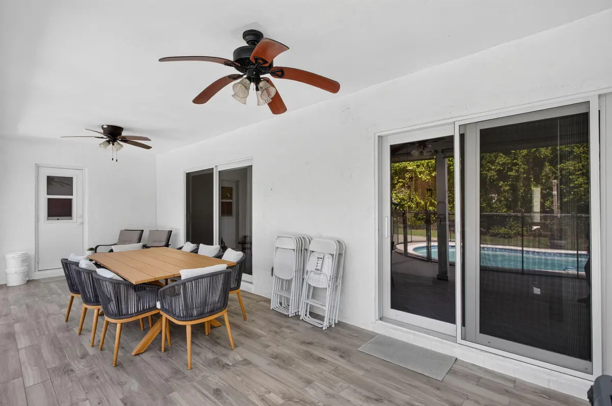 11-web-or-mls-2400 -3083 at 2400 NW 105TH Terrace, Coral Springs