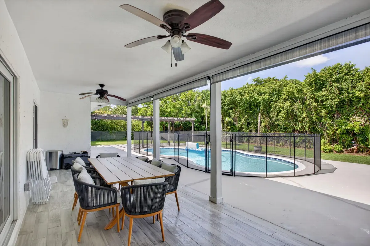 13-web-or-mls-2400 -3091 at 2400 NW 105TH Terrace, Coral Springs