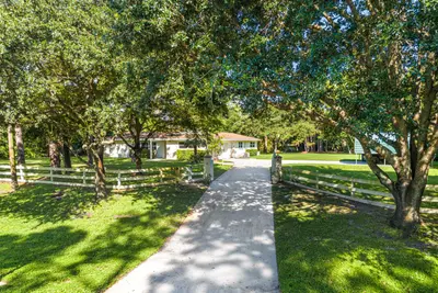 8645 Square Lake Drive, Palm Beach Gardens – sold