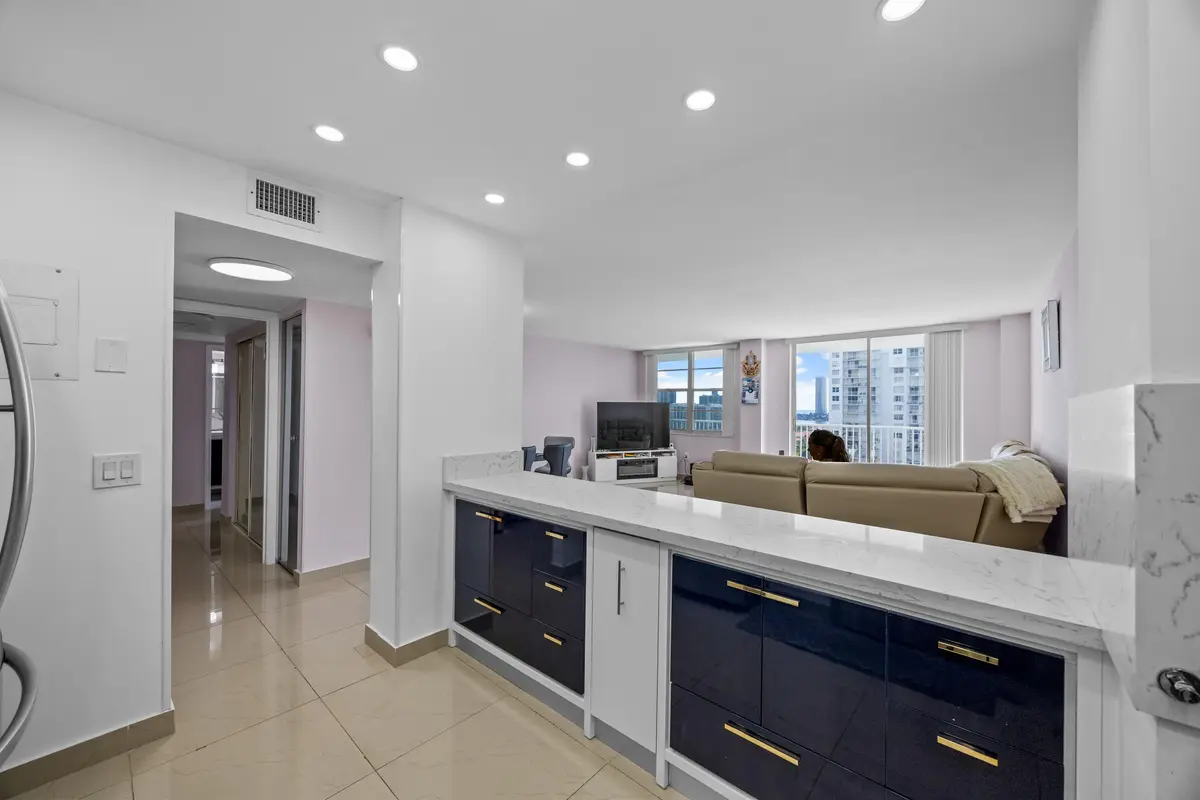 IMG_7191 at 2801 NE 183rd Street 1606w, Aventura